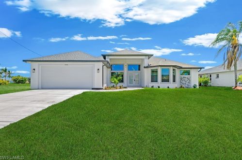 2006 30th Ter, Cape Coral, FL 33914-3966