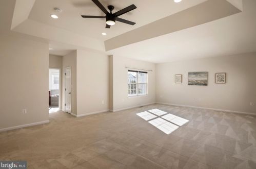 445 Lord Fairfax St, Charles Town WV  25414-2603 exterior