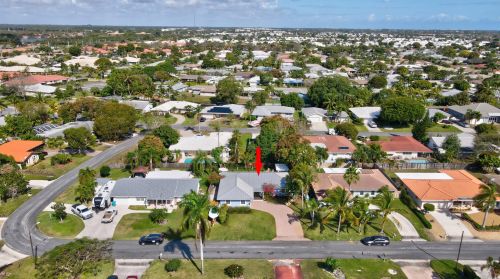 1351 27th Pl, Boynton Beach, FL 33426-7835