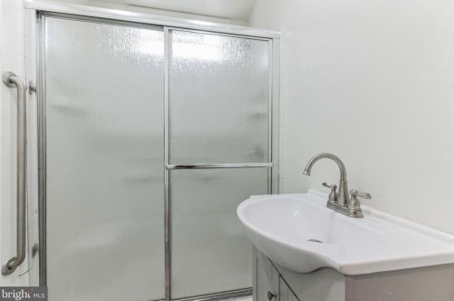 3073 Aramingo Ave, Philadelphia PA 19134-4315 exterior