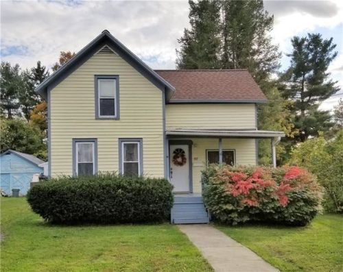 87 Hollister St, Dundee, NY 14837-1149