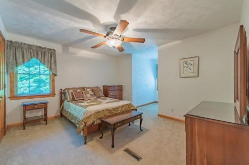 1117 Nicole Renee Dr, Latrobe PA  15650-9635 exterior