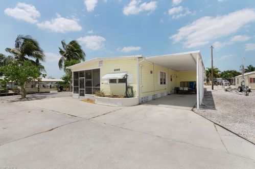 4995 Curlew Dr, Saint James City FL  33956-2826 exterior