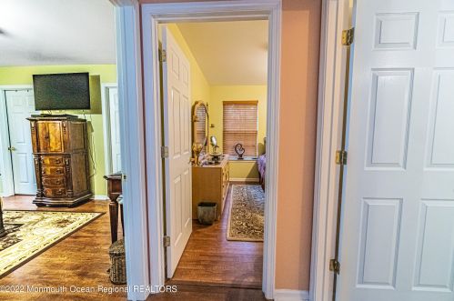 36 Winding River Rd, Lakewood NJ  08701-5733 exterior