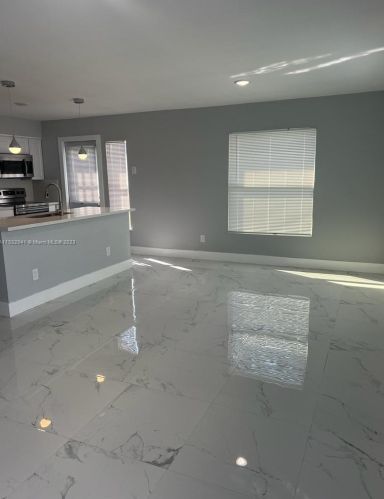 39 Hamlin Ct, Lehigh Acres FL  33936-7235 exterior