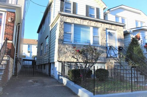 3075 Coddington Ave, Bronx, NY 10461-6042