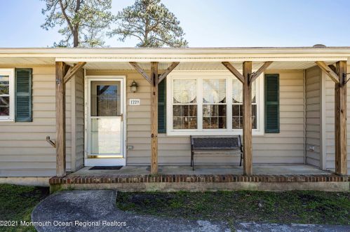 1229 Sylvania Pl, Lacey NJ  08731-4440 exterior