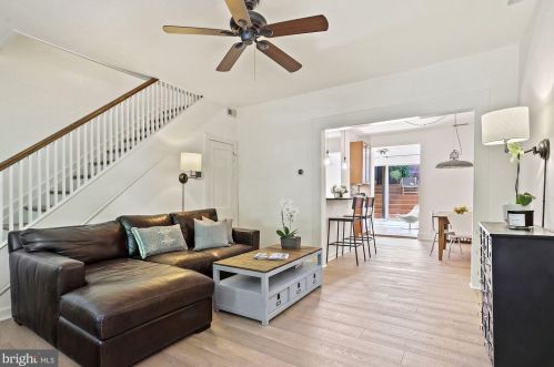 2037 37th St, Washington, DC 20020-1239