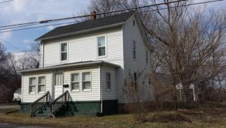 715 Main St, Narrows, VA 24124-1417