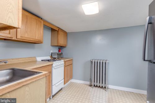 211 Park Ave, Camden NJ  08108-2927 exterior