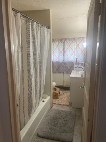 1707 Delaware Ave, New Castle PA  16105-2242 exterior