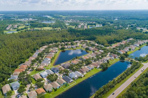 19018 Fishermans Bend Dr, Lutz FL  33558-9753 exterior