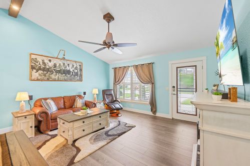 128 Banyan Cir, Jupiter, FL 33458-5530