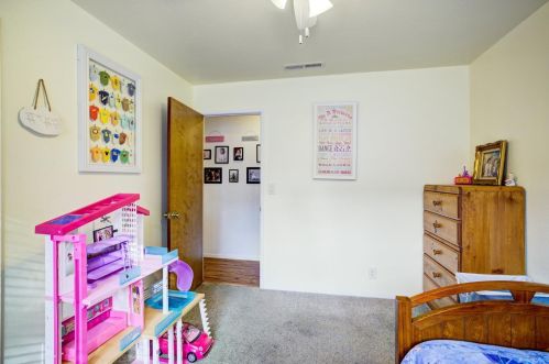 1235 Riv Blf Dr, Valley Home CA 95361-2655 exterior