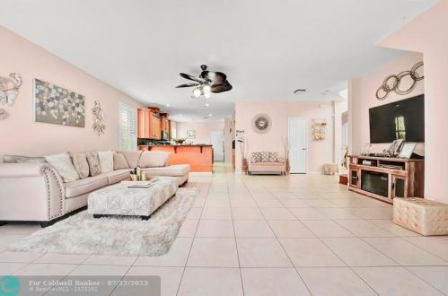 1578 191st Ave, Hollywood FL  33029-6149 exterior