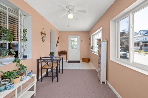 1019 Chelton Ave, Pittsburgh, PA 15226-2205