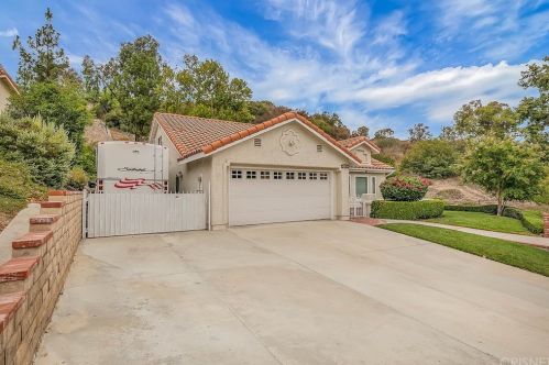 24852 Sagecrest Cir, Santa Clarita, CA 91381-2239