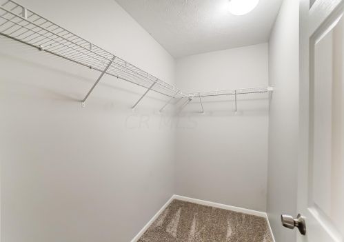 139 Crabapple Ln, Pataskala OH  43062-7074 exterior