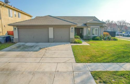 679 Apricot Ct, Los Banos CA  93635-9691 exterior