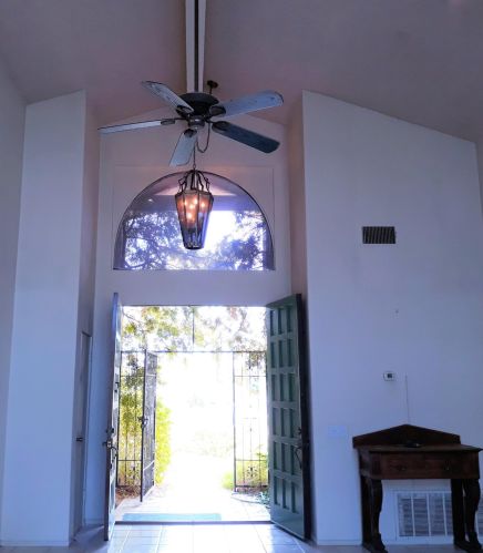 28 Lincoln Pl, Rancho Mirage CA  92270-1927 exterior