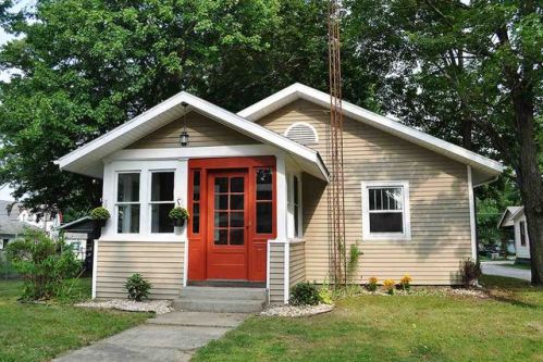 922 Wilson Ave, Goshen, IN 46526-4353