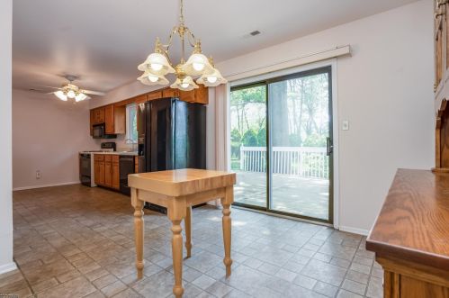 34 Bristol Ave, Flemington NJ  08822-1814 exterior