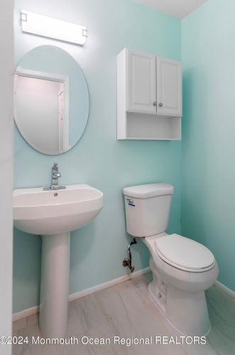 1016 Tammy Ct, Bricktown NJ  08724-7184 exterior