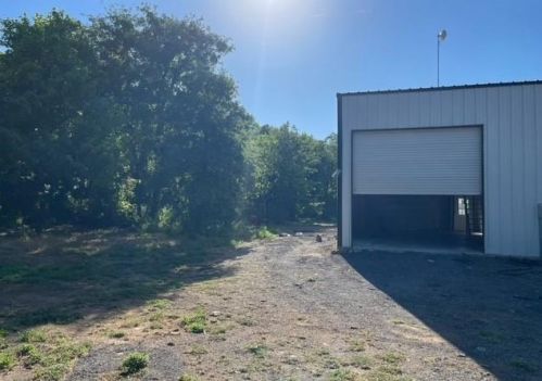 562 Barnes Rd, Cleburne, TX 76031-0328
