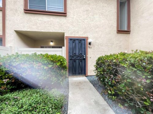 7813 Starling Dr, San Diego, CA 92123-2747