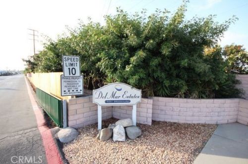 19251 Brookhurst St, Huntington Beach CA  92646-2908 exterior