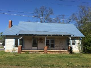 318 Cedar St, Winchester, TN 37398-1319