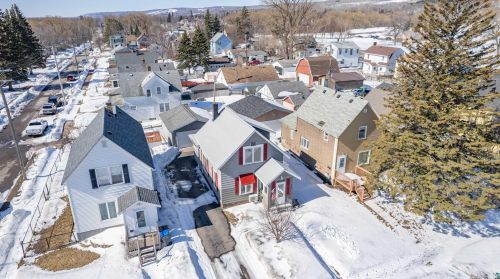 211 34th Ave, Duluth MN  55807-2814 exterior