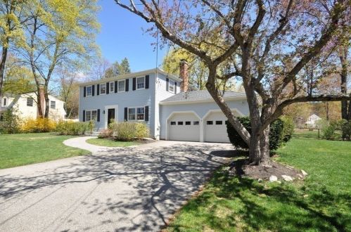 3 Houghton Ln, Acton, MA 01719-1864