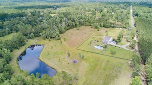 1658 Narrow Rd, Jay, FL 32565-7328
