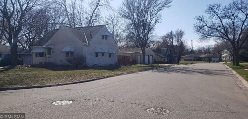 157 20th Ave, South Saint Paul, MN 55075-1853