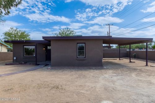 3702 Seneca St, Tucson, AZ 85716-2927