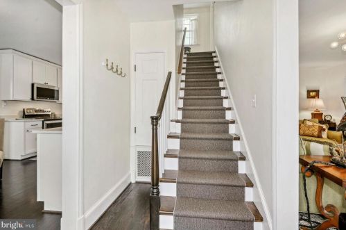 220 29th St, Purcellville VA  20132-3263 exterior