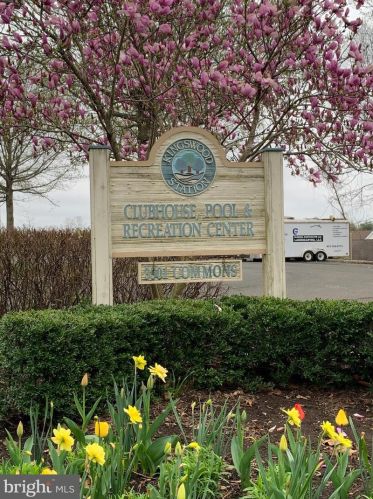 202 Cypress Ln, East Brunswick NJ  08816-5248 exterior