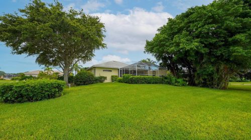 117 Westwind Dr, Placida FL  33946-2343 exterior