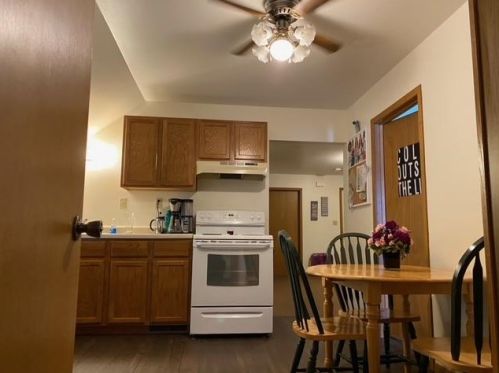 3105 Mero St, Manitowoc, WI 54220-4339