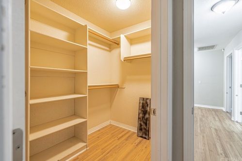 42522 15 St, Lancaster CA 93534-6212 exterior