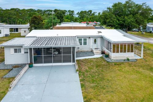 1433 Elkhart Cir, Tavares, FL 32778-2528