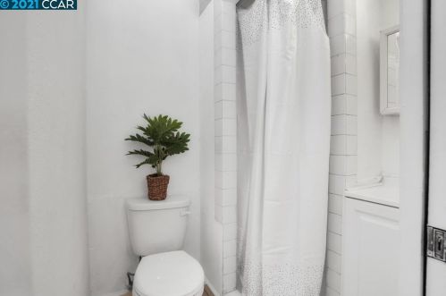 1349 Delaware St, Berkeley CA  94702-1408 exterior