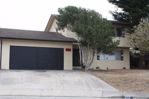 424 Exeter Pl, Marina, CA 93933-3309