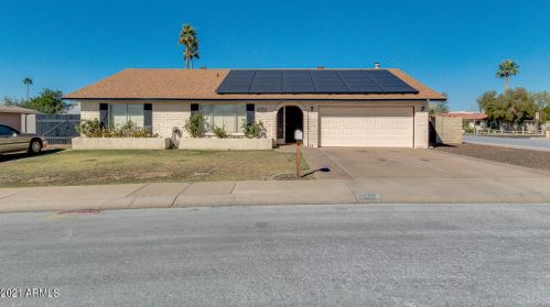 4602 Calavar Rd, Glendale, AZ 85306-5004