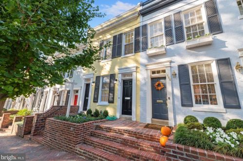 1664 Avon Pl, Washington, DC 20007-2958