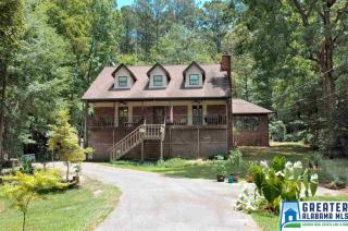 8551 Emerald Lake Dr, Pinson, AL 35126-2497