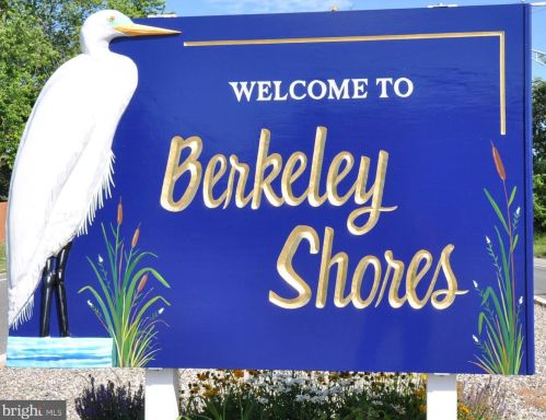 78 Moorage Ave, Berkeley Township NJ 08721-1836 exterior