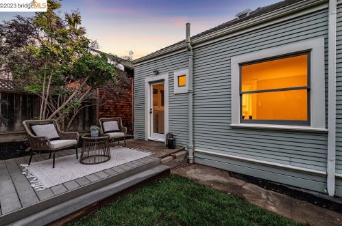 4143 Howe St, Oakland CA 94611-5117 exterior