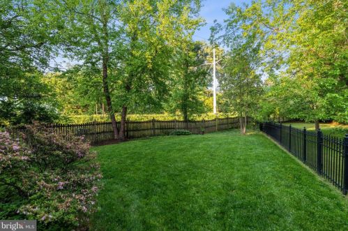 444 Great Falls St, Falls Church VA  22046-2608 exterior